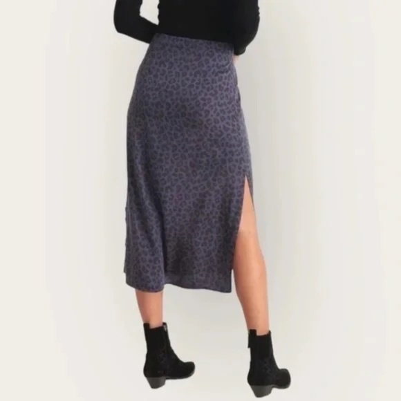 Marine Layer Ryan Slip Skirt in Cheetah - Picture 2 of 8